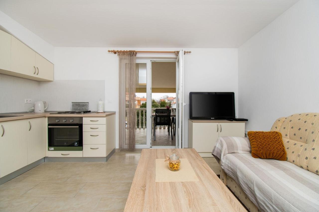 Apartment Tommy Privlaka  Extérieur photo